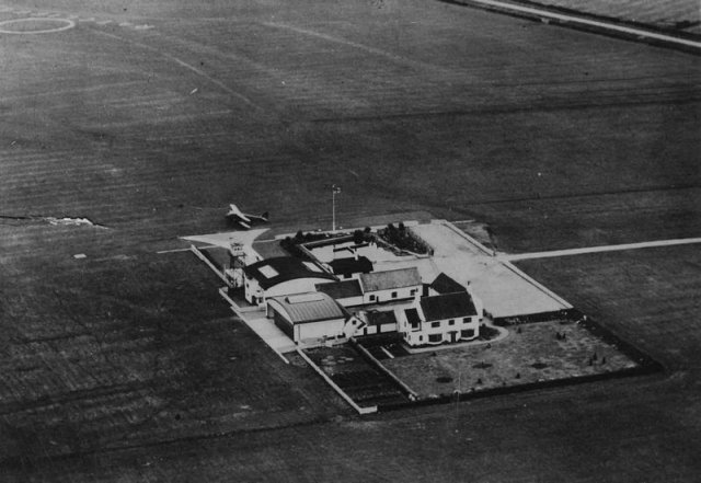 ratcliffe aerodrome l everard 0324-0166
